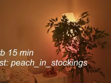 Peachinstockings  live sex cam