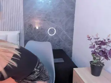 Ashley-Miller26  live sex cam