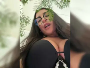 Kiss-krisss  live sex cam