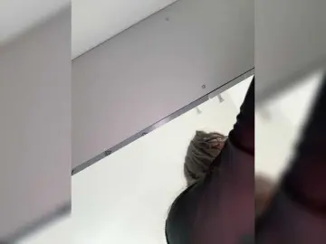 Kiss-krisss  live sex cam