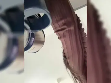 Kiss-krisss  live sex cam