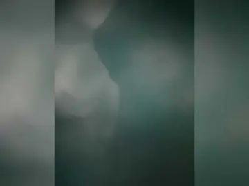 Kiss-krisss  live sex cam