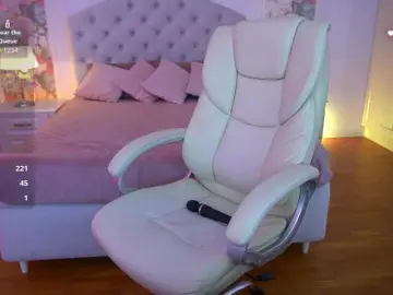 MilaSecret  live sex cam