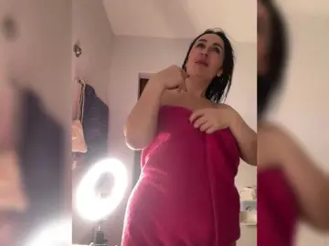 Plennica  live sex cam