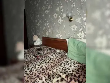 Plennica  live sex cam