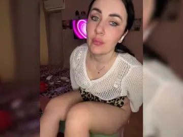 Plennica  live sex cam