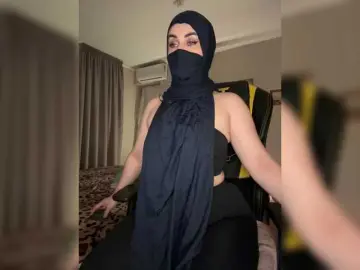 Plennica  live sex cam