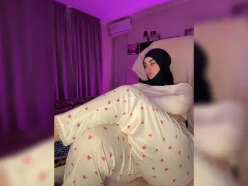 Plennica  live sex cam
