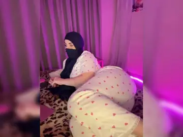Plennica  live sex cam