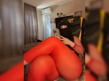 Plennica  live sex cam
