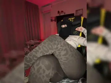 Plennica  live sex cam
