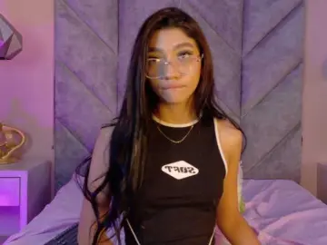 SERENA-JONES  live sex cam