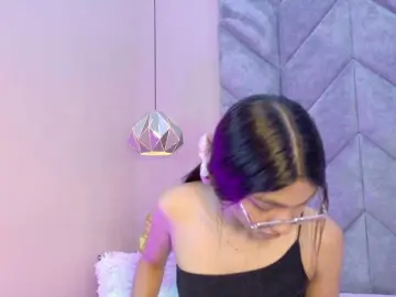 SERENA-JONES  live sex cam
