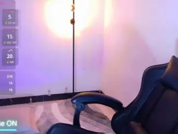 Sarasavaagee  live sex cam
