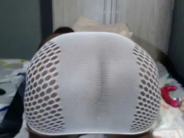 SavageLuna08  live sex cam