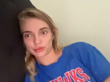 Lanasharapovax  live sex cam