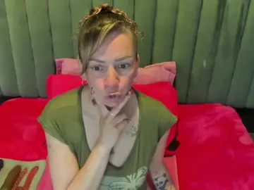 AlaiaEvanss  live sex cam