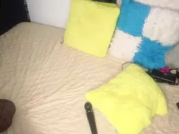 BigAssSharnte  live sex cam