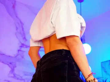 EllyLynn  live sex cam