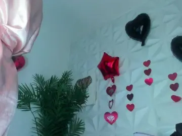Hellen-Sky  live sex cam