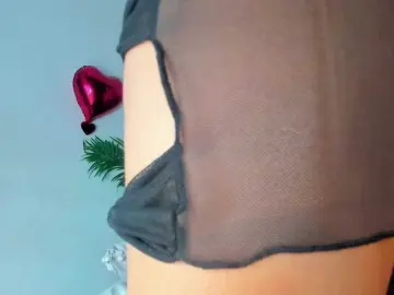 Hellen-Sky  live sex cam