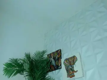 Hellen-Sky  live sex cam