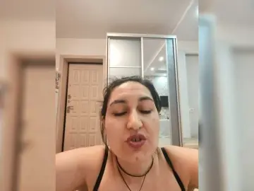 LadyChokoladka  live sex cam