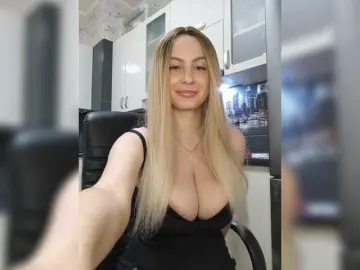 Nejnaja  live sex cam