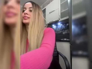 Nejnaja  live sex cam