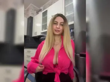 Nejnaja  live sex cam