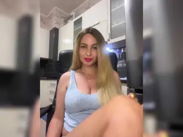 Nejnaja  live sex cam