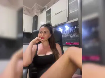 Nejnaja  live sex cam