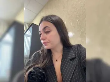 NikkySecrets  live sex cam