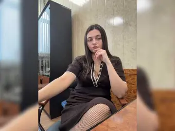 NikkySecrets  live sex cam