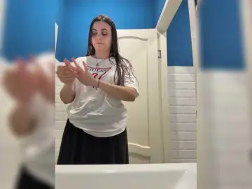 NikkySecrets  live sex cam