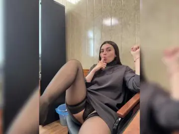 NikkySecrets  live sex cam