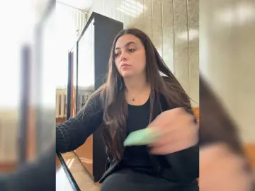 NikkySecrets  live sex cam