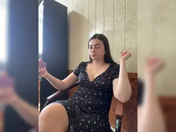 NikkySecrets  live sex cam
