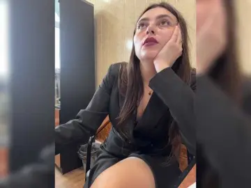 NikkySecrets  live sex cam