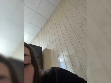NikkySecrets  live sex cam