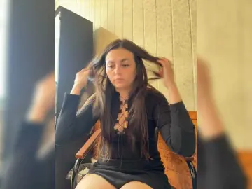 NikkySecrets  live sex cam
