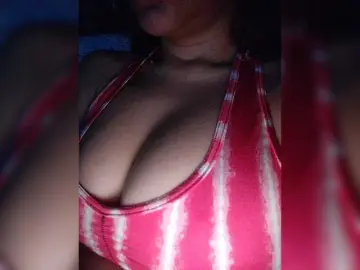 NinaBelluschi  live sex cam