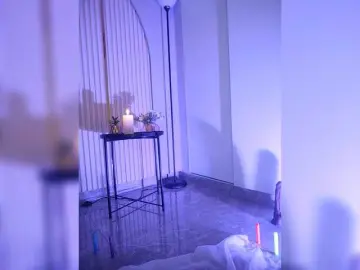 NinaBelluschi  live sex cam