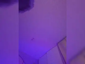 NinaBelluschi  live sex cam