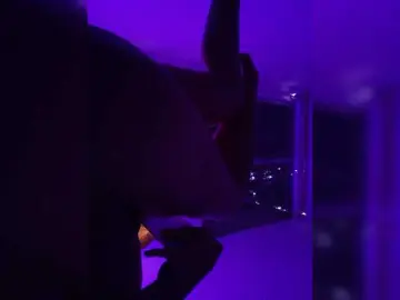 NinaBelluschi  live sex cam