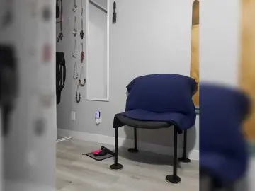 QueenAnitaDix  live sex cam