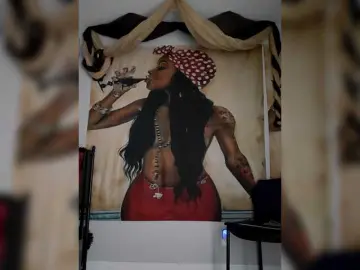 QueenAnitaDix  live sex cam