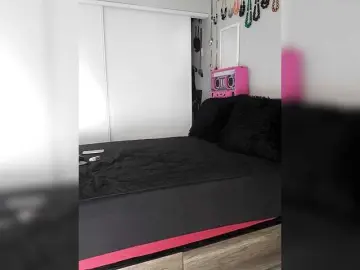 QueenAnitaDix  live sex cam