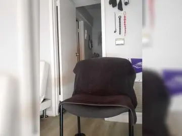 QueenAnitaDix  live sex cam