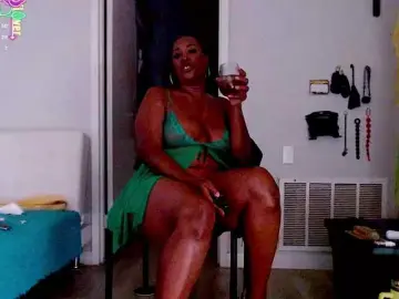 QueenAnitaDix  live sex cam